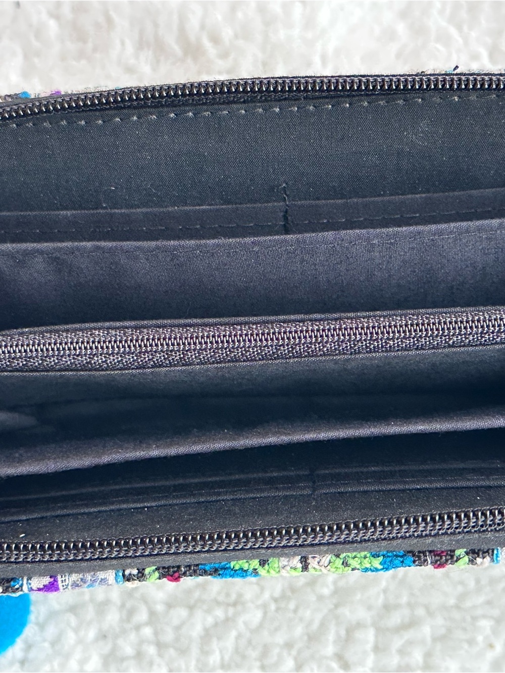 Handcrafted Multicolor Embroidered Zip Wallet - Picture 4 of 6